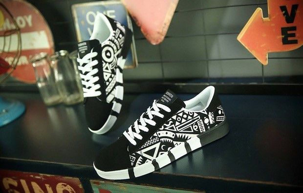 Thumbnail: New men's casual shoes Canvas Sport boy Student shoes