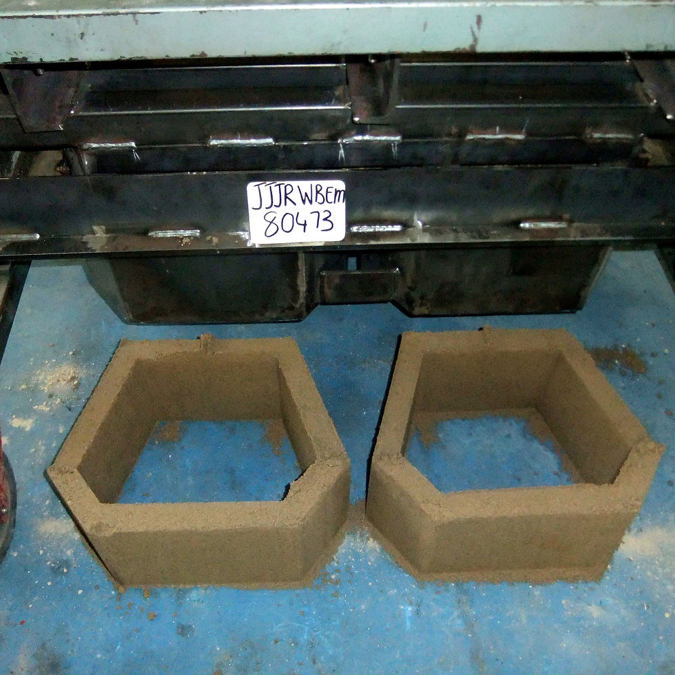 Thumbnail: JJJRWBEM Kubakiza Ukuta (Emerald Shape) MK3 Mould (340x220x450mm)