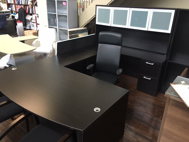 Thumbnail: Modern U-Shape Executive Desk