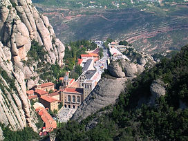 VISITE GUIDÉE PRIVÉE DE MONTSERRAT ET DU CAVA
