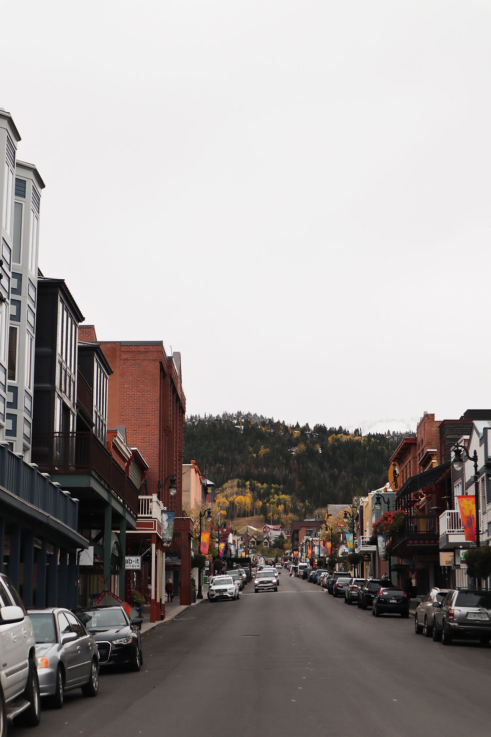Scenic street in Park City, Utah with autumn foliage and historic buildings..jpg