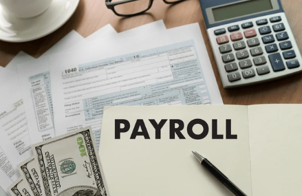 Payroll Services: Accurate & Compliant Support from Metzler Bookkeeping Services