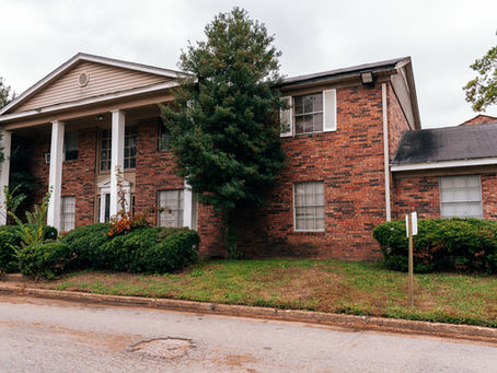 Camelot Manor - Memphis, TN