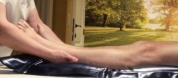 onderbeenmassage 1 (2)_edited.jpg