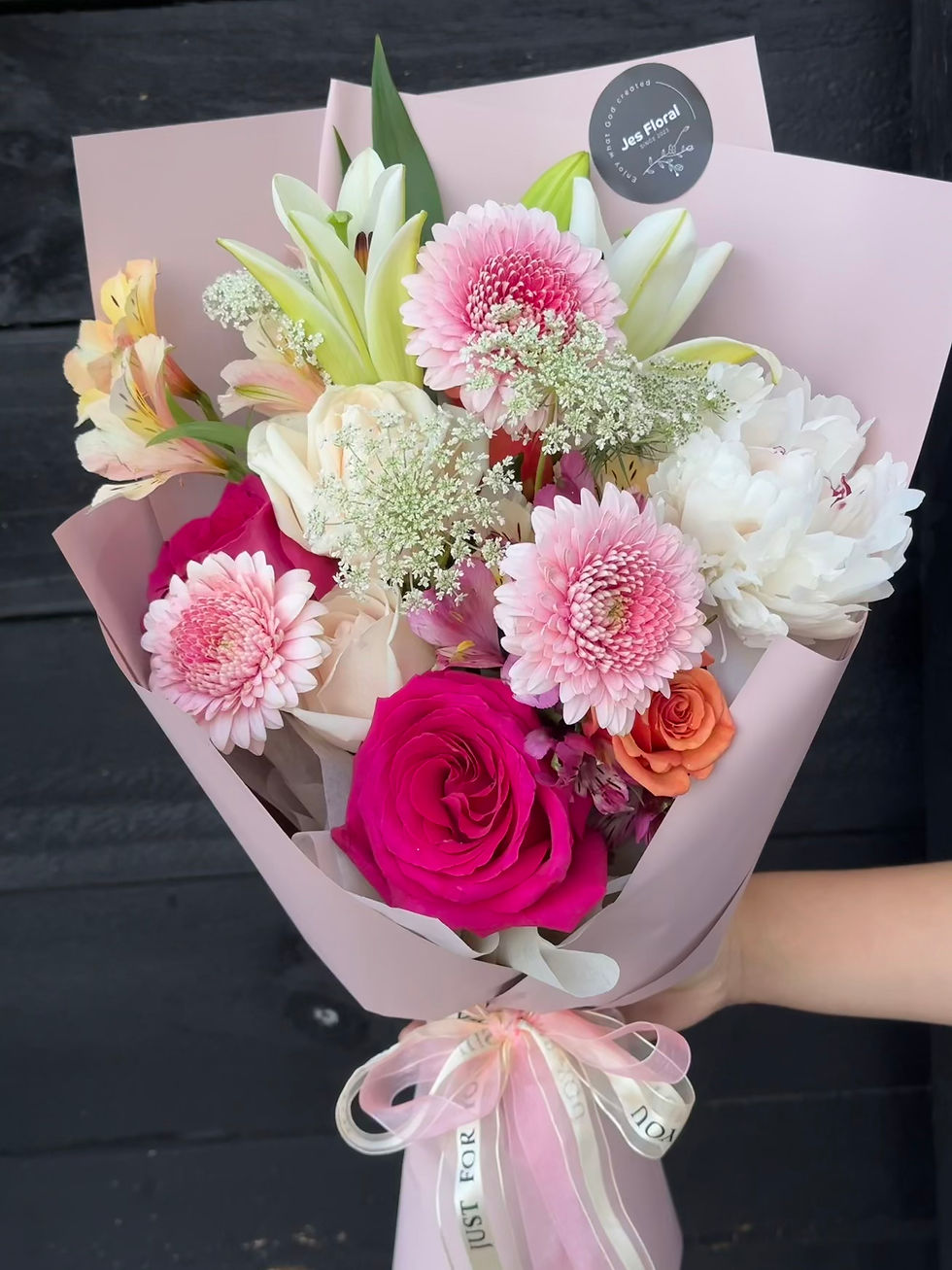 Thumbnail: Seasonal Garden Mix Bouquet