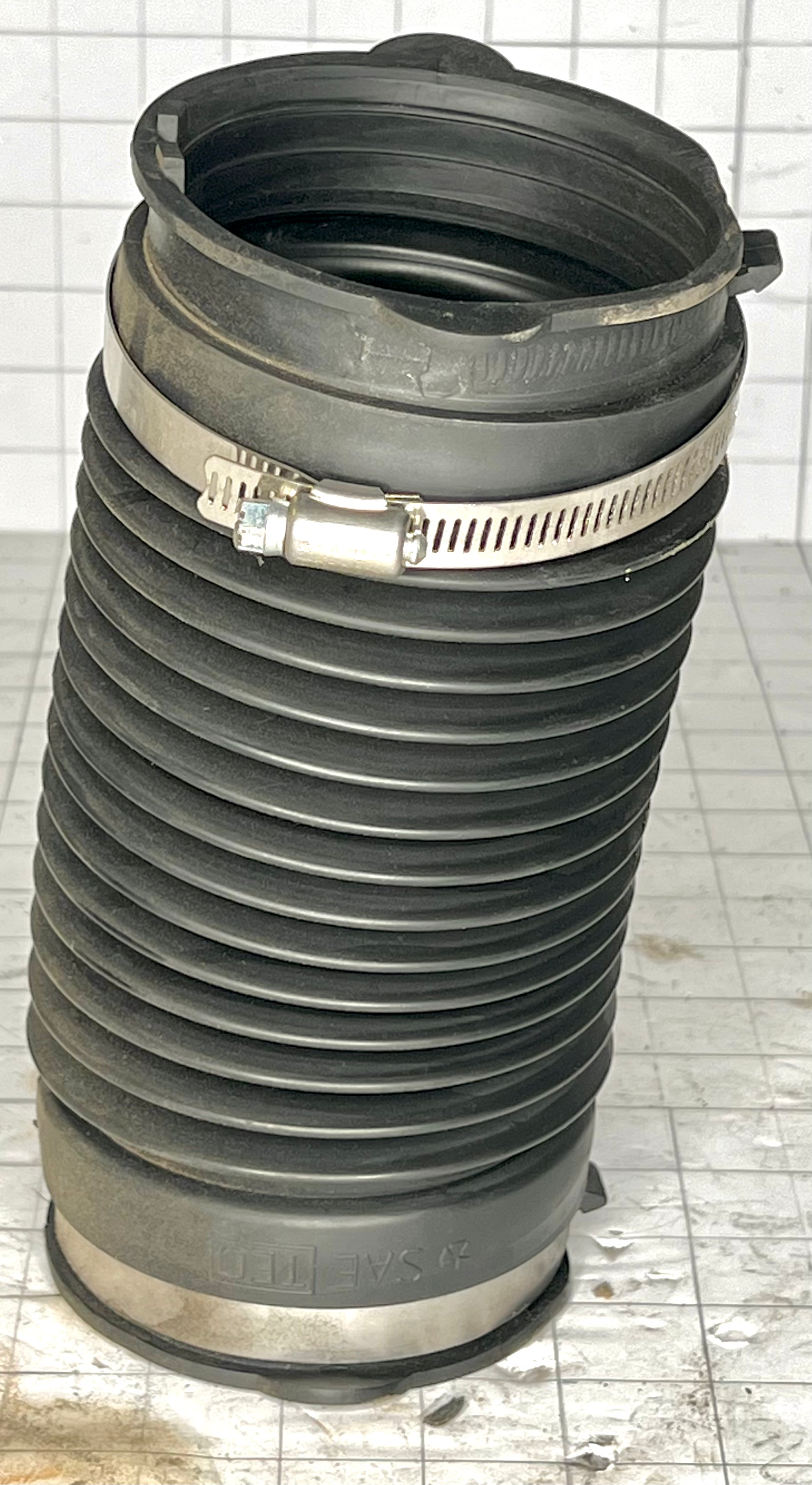 2002 2008 Dodge Ram 1500 Air Intake Hose Duct Tube Oem