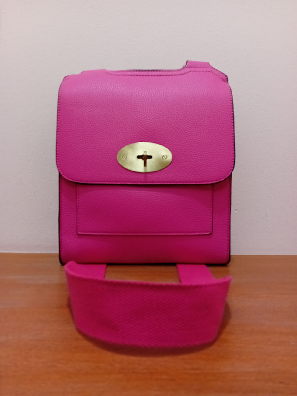 Thumbnail: Crossover Handbag