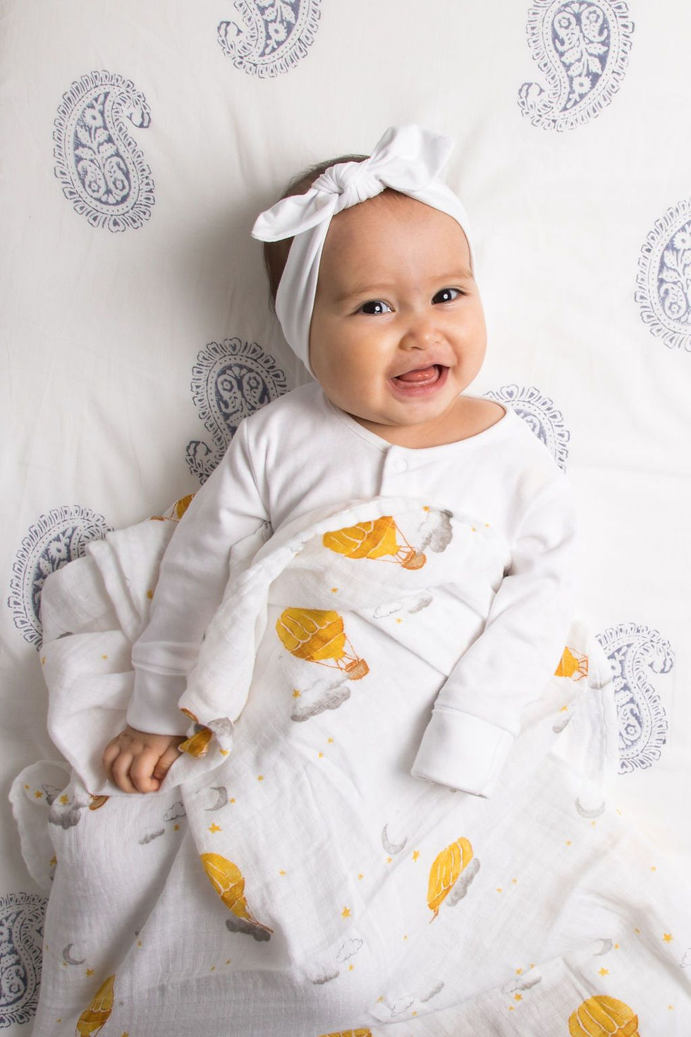 Thumbnail: Malabar Baby Organic Swaddle - Hot Air Balloon