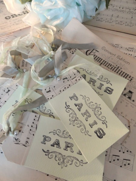 Green Paris Flourish