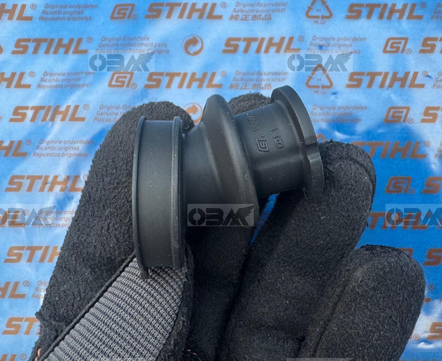 STIHL Genuine 029 039 MS290 MS310 MS390 Carburettor Boot  # 1127 141 2200