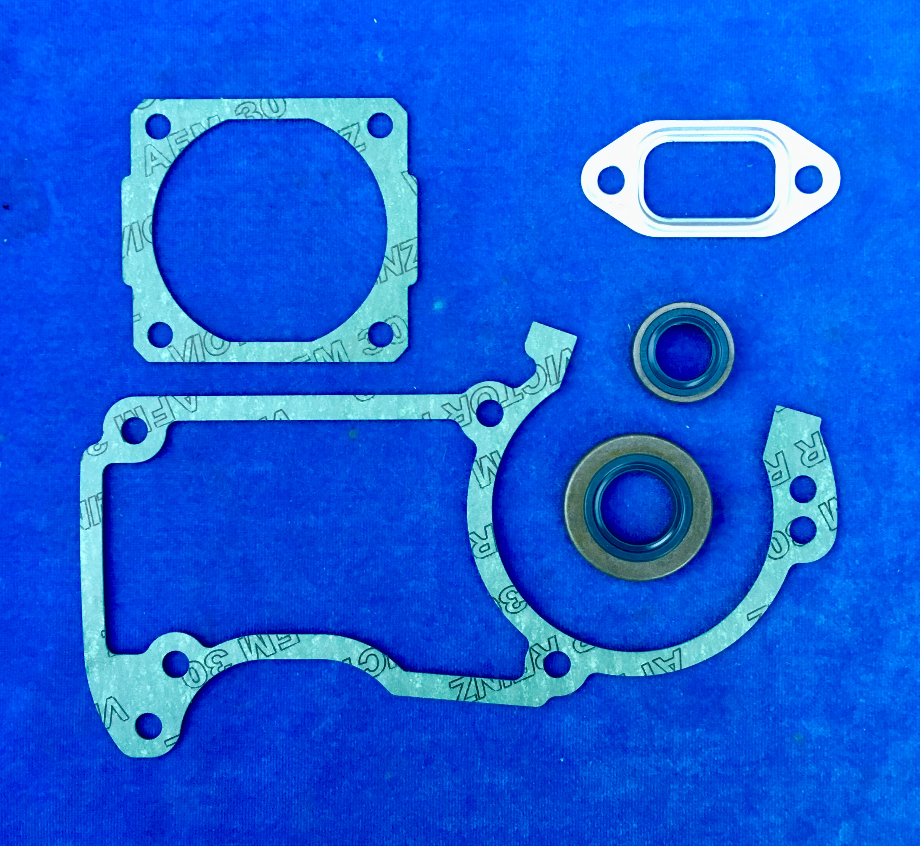 STIHL Genuine 024, 026, MS240, MS260 Gasket and Seal Set  #1121 007 1050