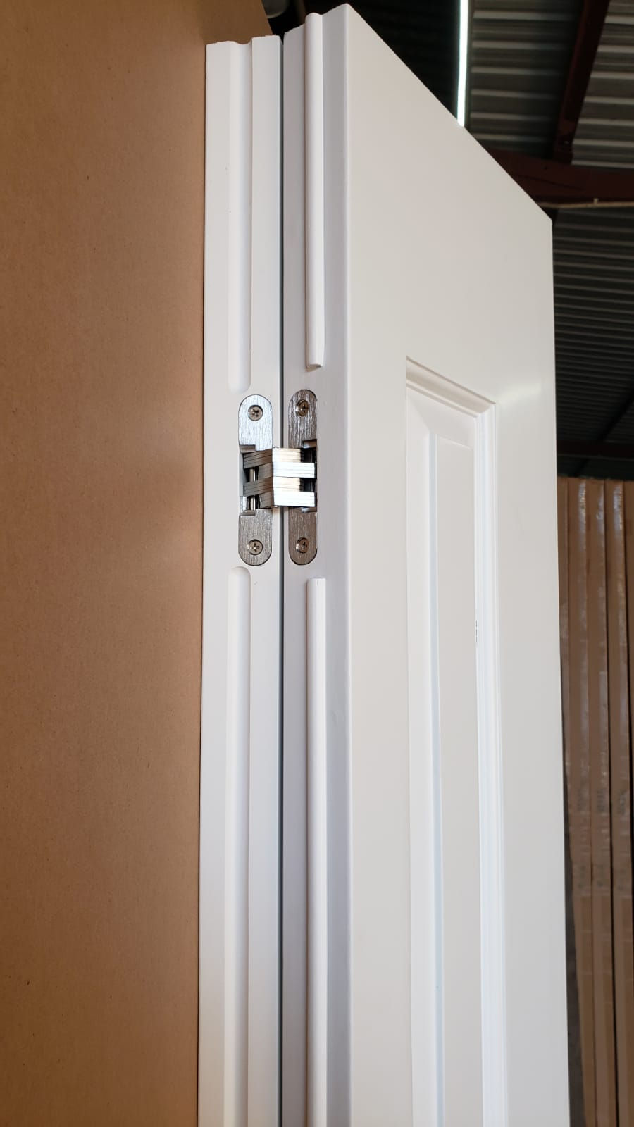 Thumbnail: 摺門 B004