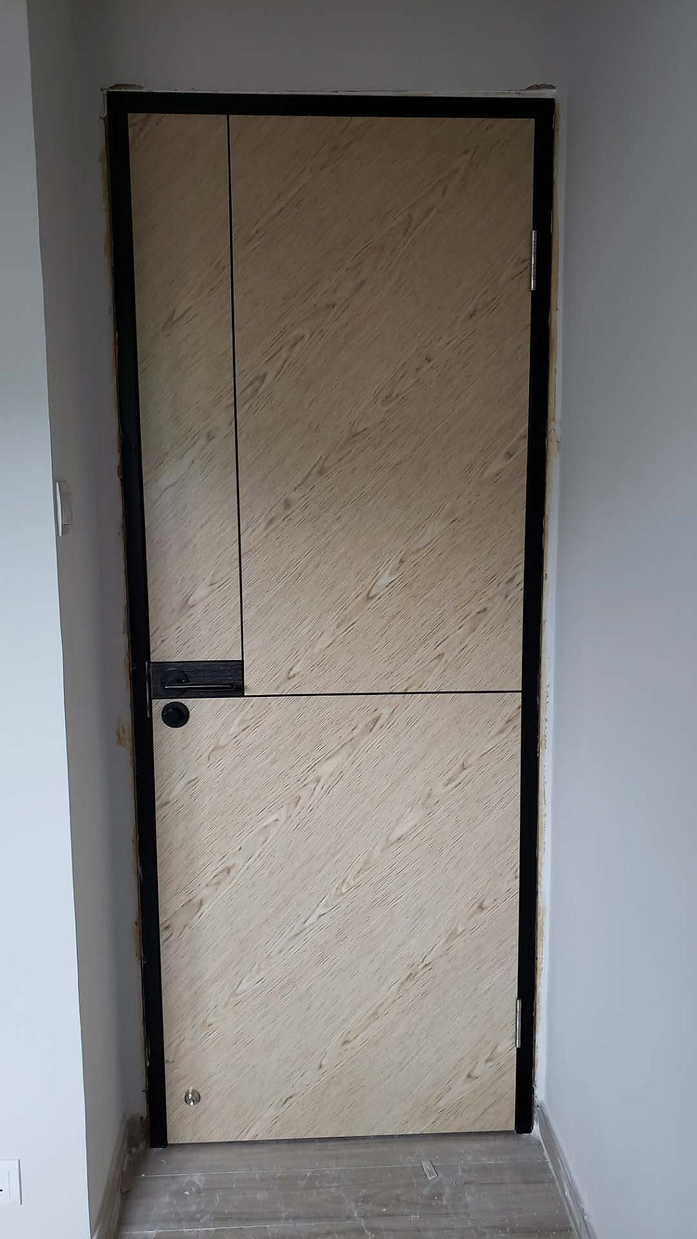 Thumbnail: 拼花木皮門 201款