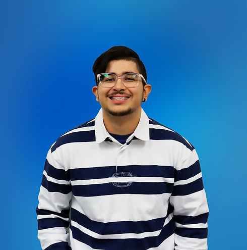 Ale_Headshot_Blue Gradientpng (1).JPEG