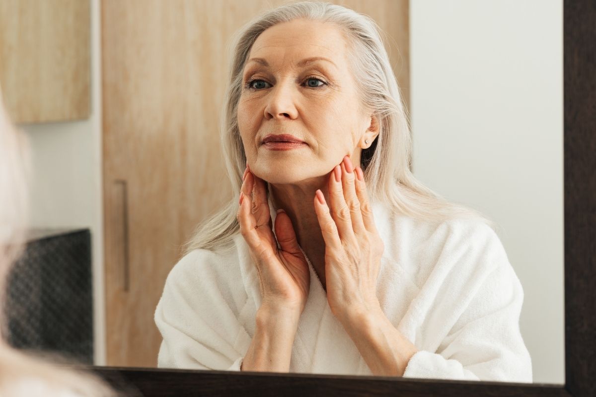 Exosome serum results during advanced skin rejuvenation therapy.