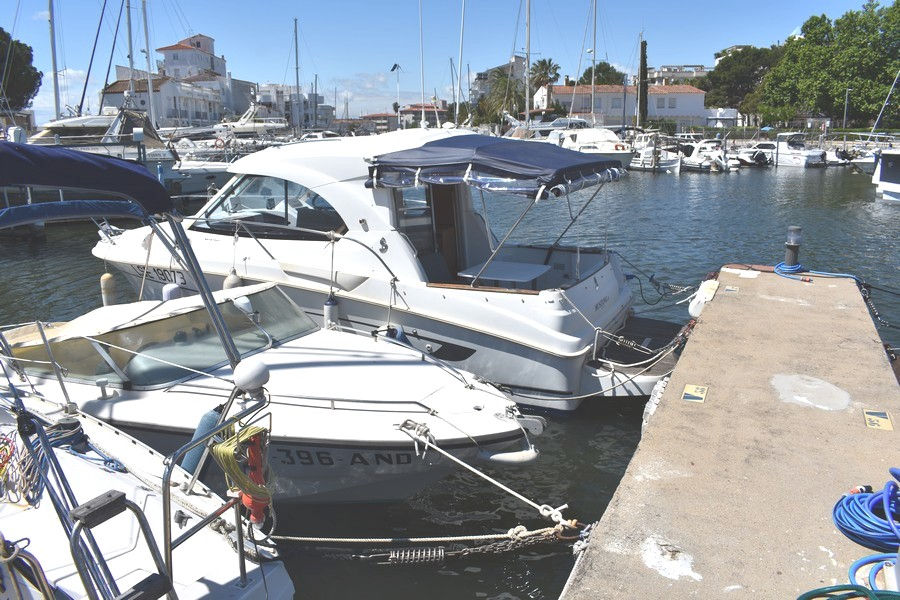 2 Antares 8 vue extérieure.JPG