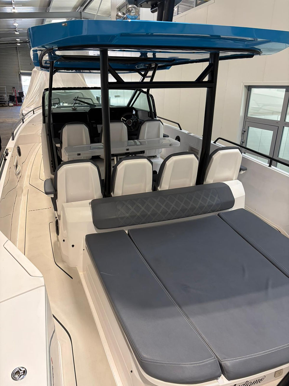 2 axopar 37 cap boat empuriabrava vente.jpg