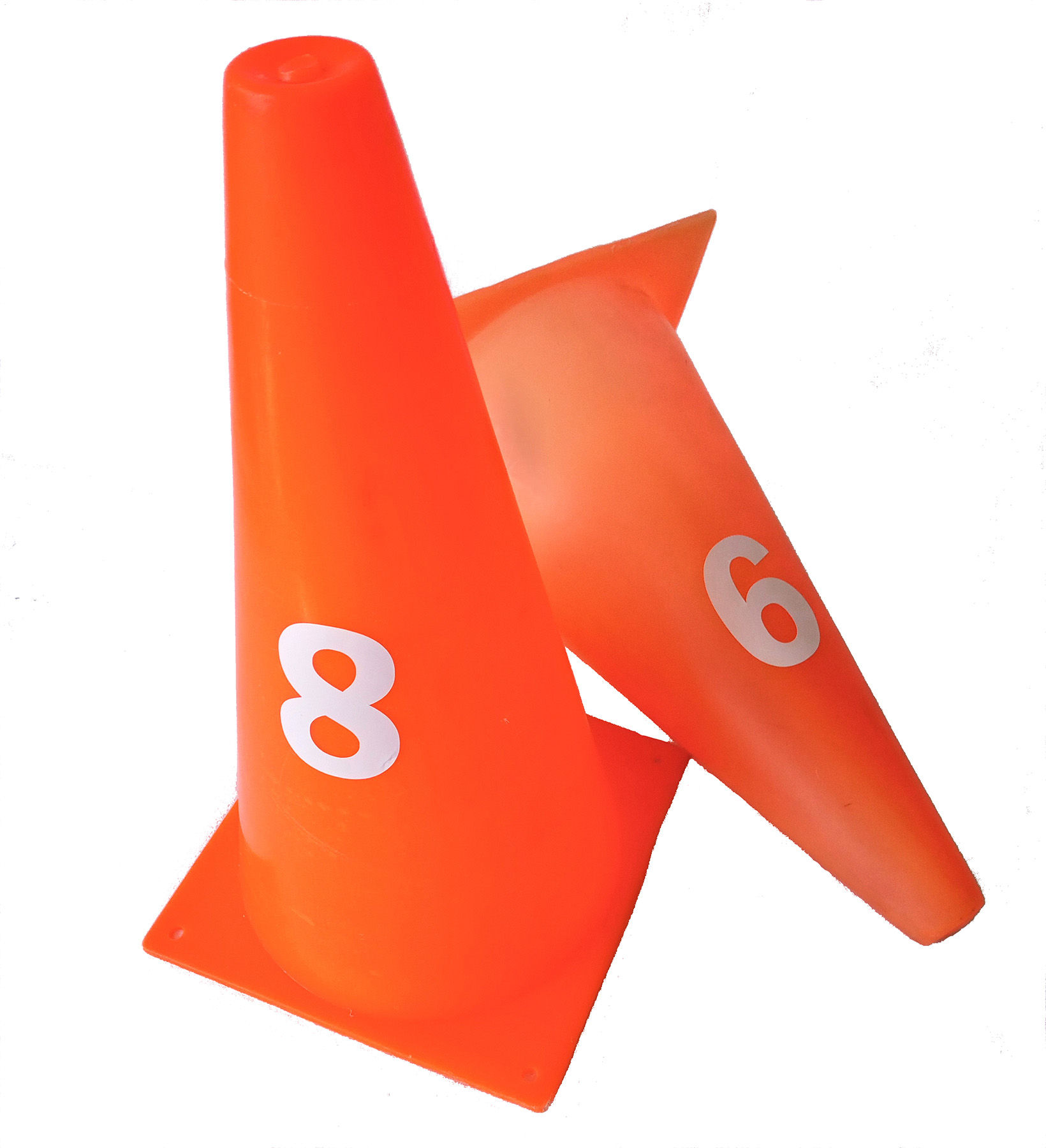 CONOS CON NUMERO 10 PIEZAS 24 CMS DEL 1 AL 10