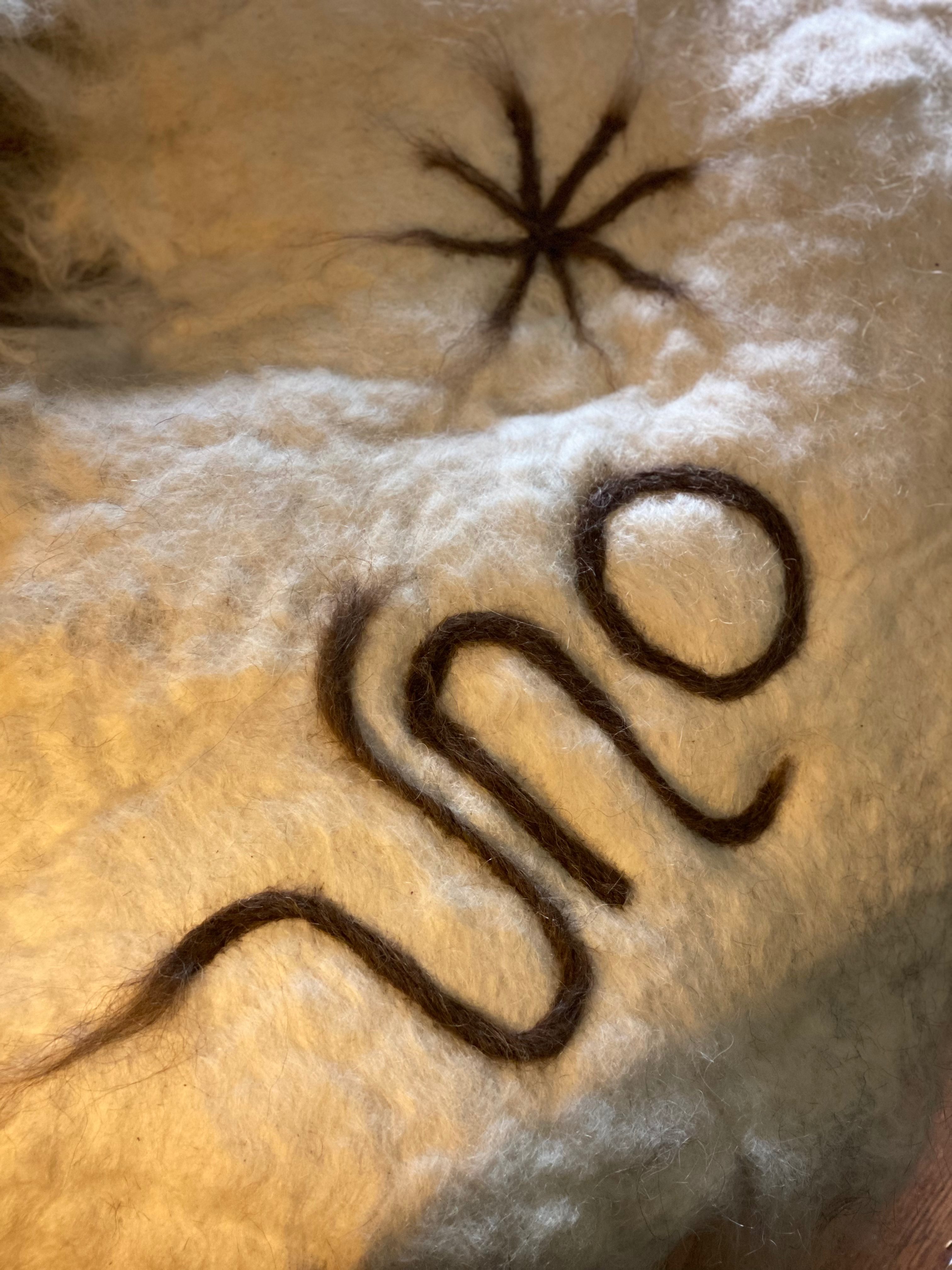 UNO WILD LIVING WOOL RUG