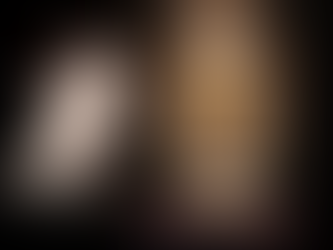 ถ้วยรางวัลแห่งชัยชนะและสัญลักษณ์แห่งการช่วยเหลือเพื่อนมนุษย์ในการต่อสู้กับโรคมะเร็งเต้านม