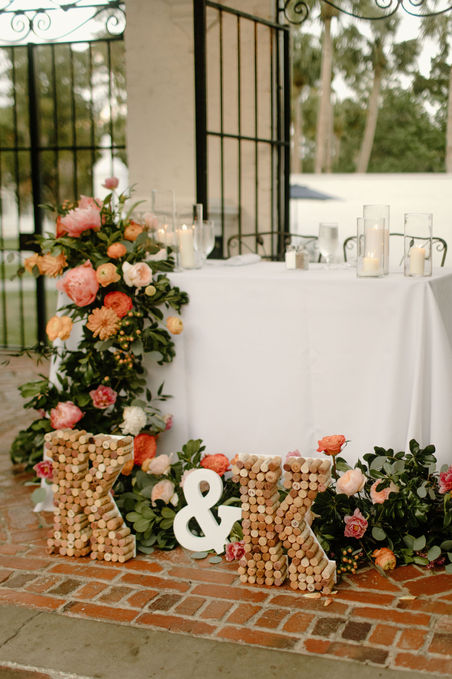 Discover unique, vibrant wedding florals with J.Lea Florals, serving Northeast Florida and Southeast Georgia. Tailored to every unique couple's dream