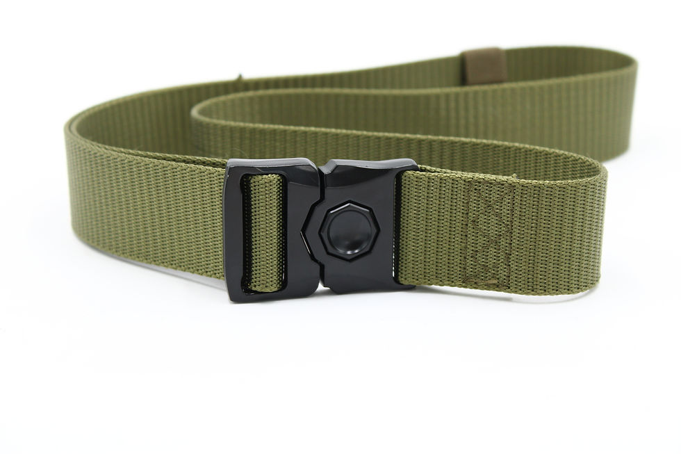 Miniatura: Cinturón hebilla liberación con botón.