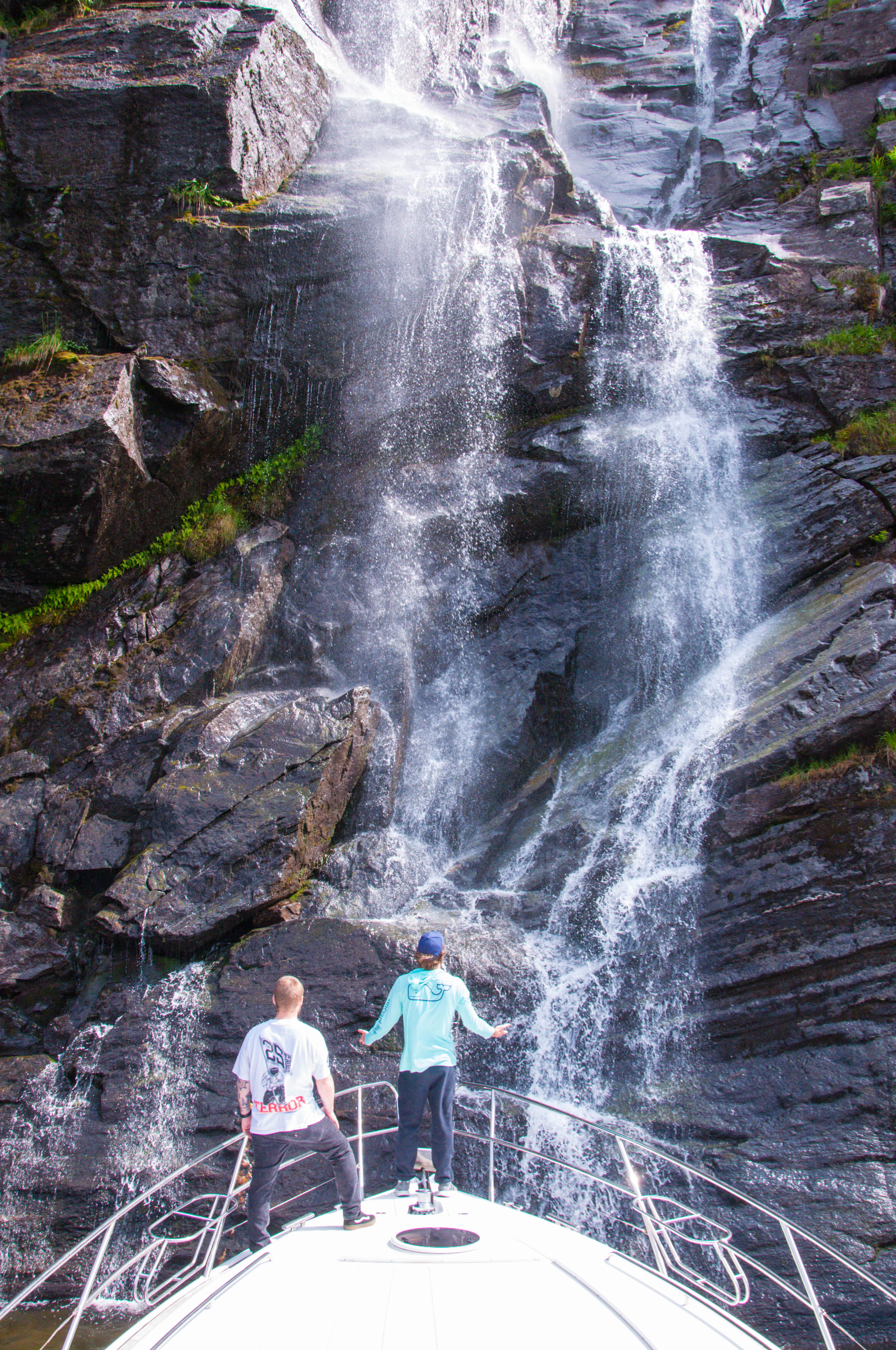 Modalen waterfall