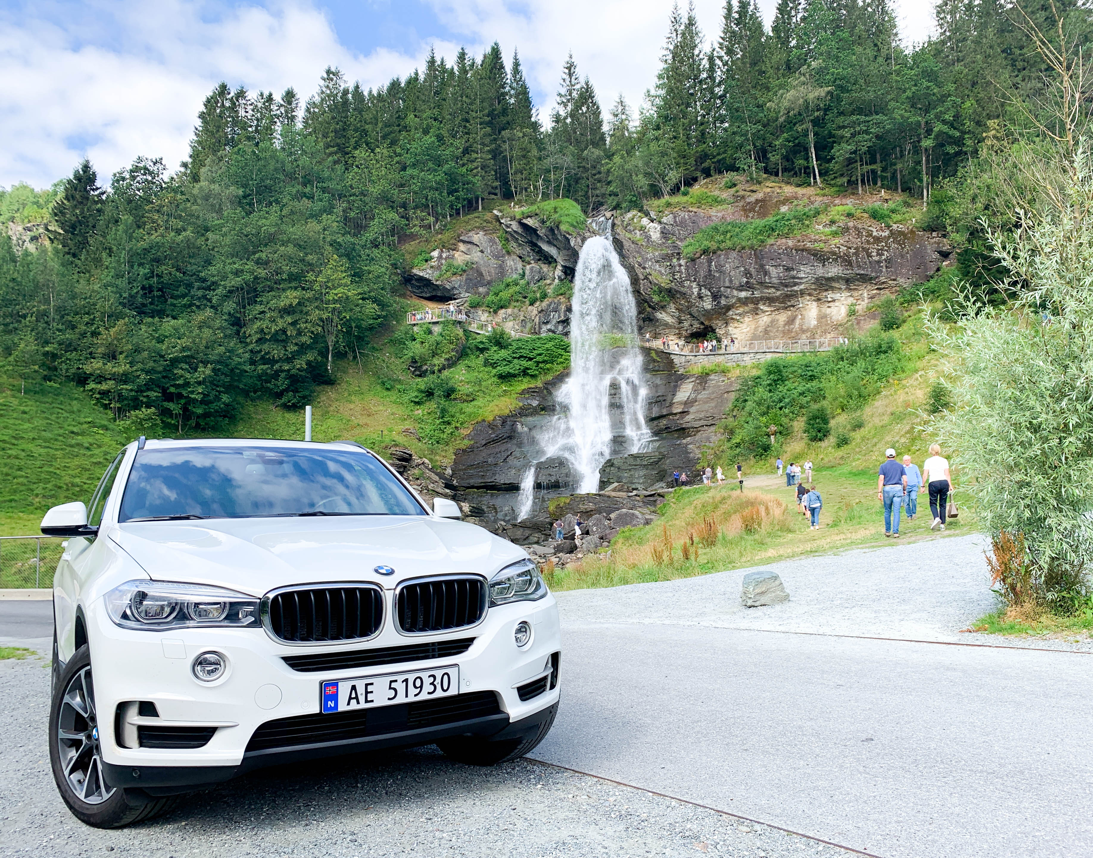 VIP transport to Steinsdalsfossen