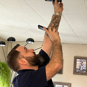 Home, inspection, home inspector, certified, fully insured, infrared, thermography, Leppard Inspections, St. Catharines, Welland, Niagara Falls, Thorold, Grimsby, Fort Erie, Dunnville, Hamilton, Burlington, Stoney Creek, Lincoln, Virgil, real estate, home buyer, homebuyer, new house, moisture meter, interior, ceiling