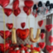 VALENTINE ROOM BALLOON ARRANGEMENTS 