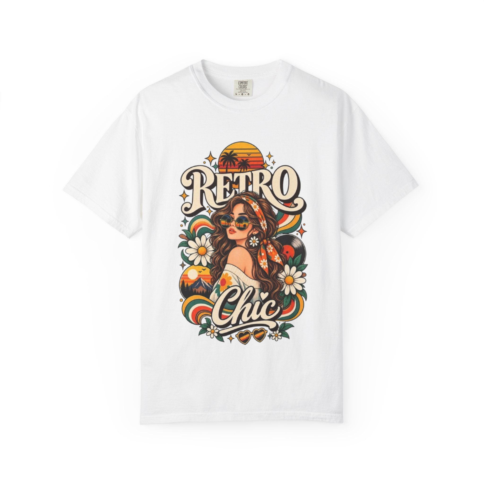 Retro Chica Graphic T-Shirt
