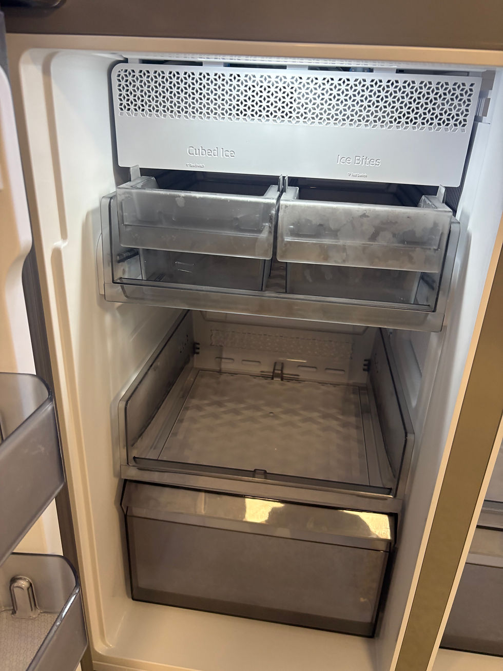 Thumbnail: Samsung NEW Bespoke-36” Smart 4Door FlexDoor Type French-door Refrigerator 