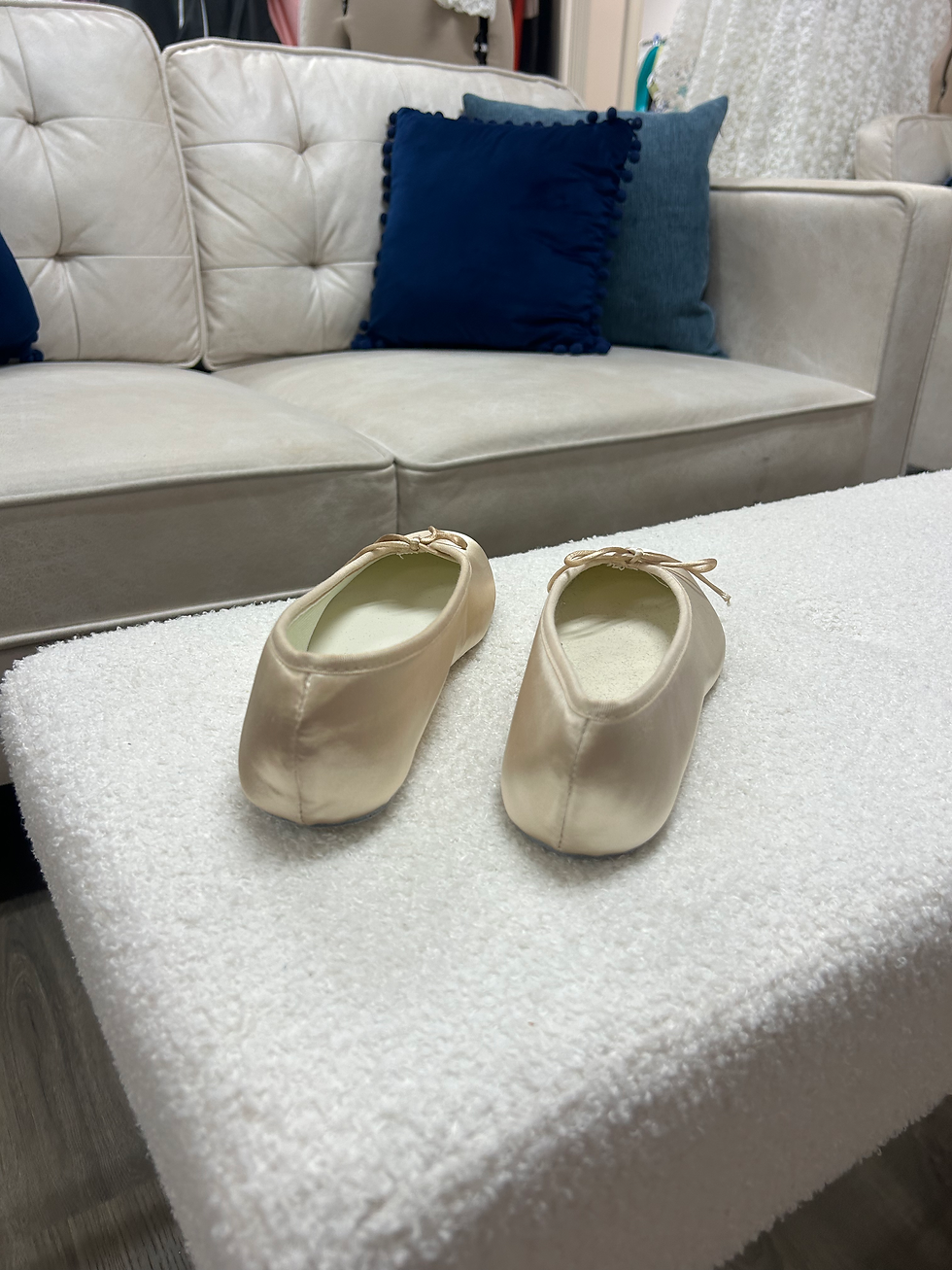 Thumbnail: Touch ups Ballet flats