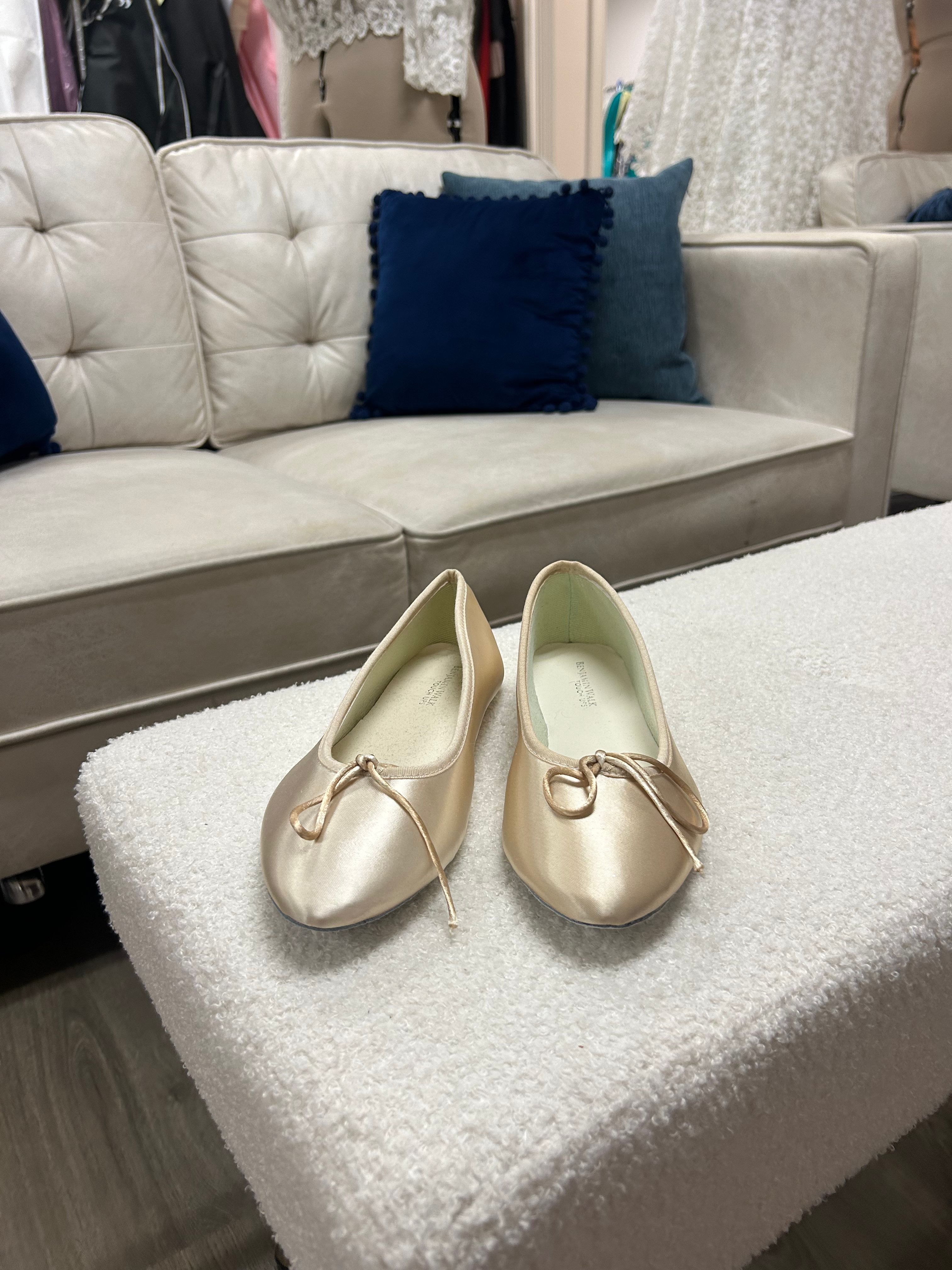 Touch ups Ballet flats