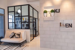 photo1395164635584374745