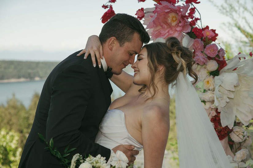 Modern micro-wedding venue The Reverie in Lantzville