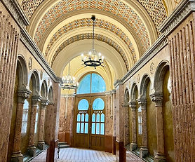 104 square meter 2 bedroom 2 bathroom apartment in the city center, 5th district