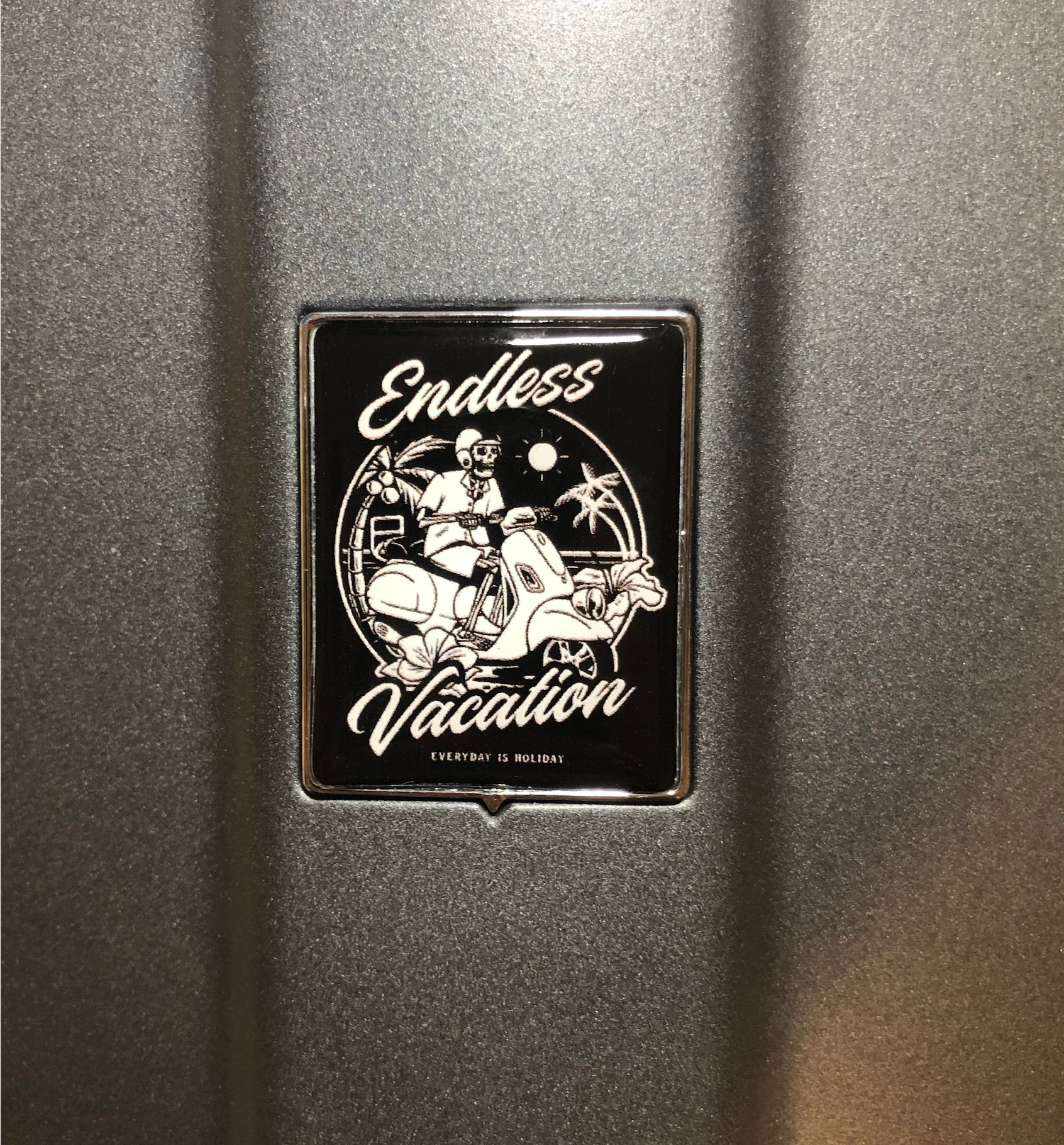 Plakette für die Kaskade "Endless Vacation"