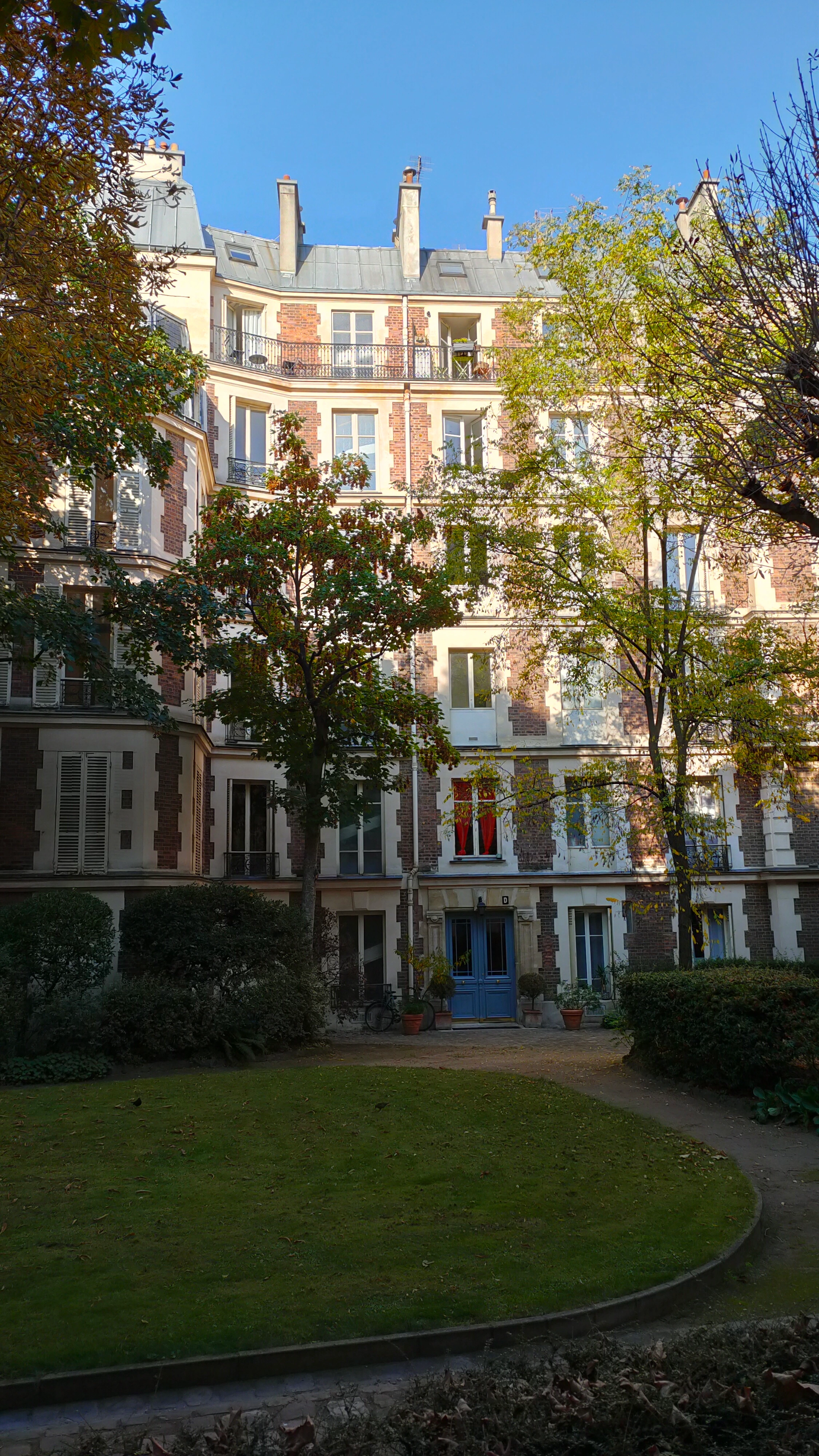 Architecture_brique-et -pierre.webp