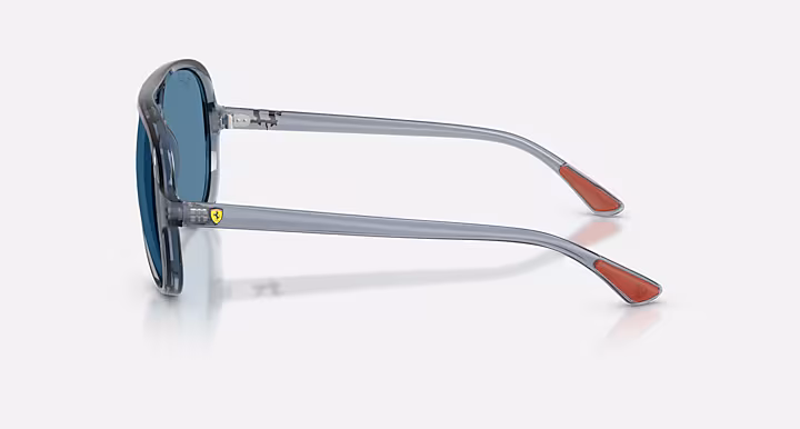 Ray-Ban e Ferrari