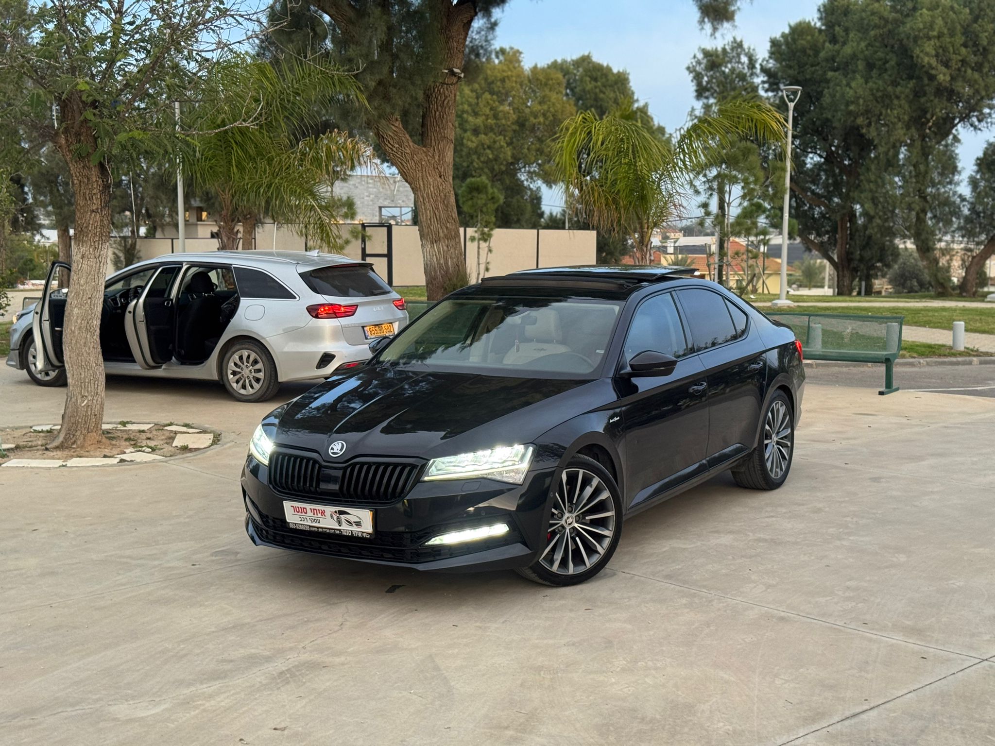 סקודה, SUPERB FL