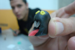 MUÑECO CON PLASTILINA Y ARROZ