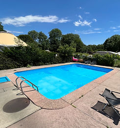yourte_piscine_edited.jpg