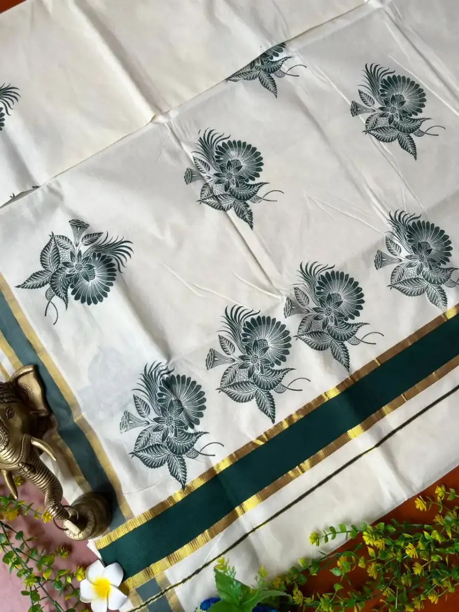 Thumbnail: Pine-Green Floral Motif Kasavu Cotton Saree with Running Blouse Opened View