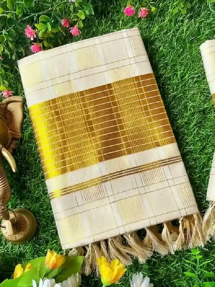 Bridal Kasavu Glittering Block Kasavu Balaramapuram Saree Main View