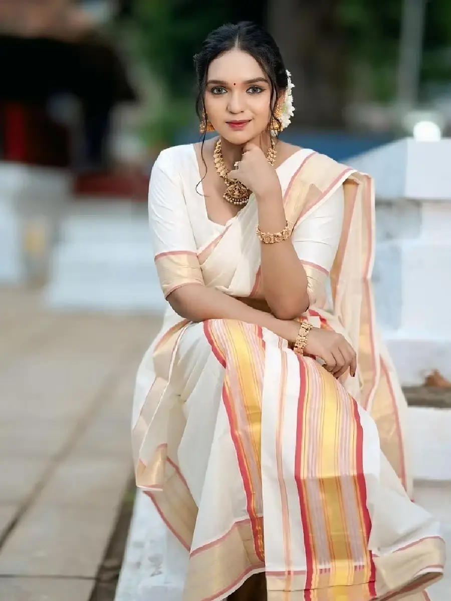 Salmon Pink Kasavu Cotton Setmundu Main View