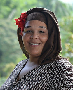 Dr. Muneera F pix.jpg