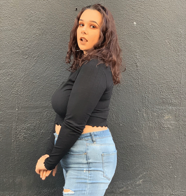 60a403ed260000e080b434e1