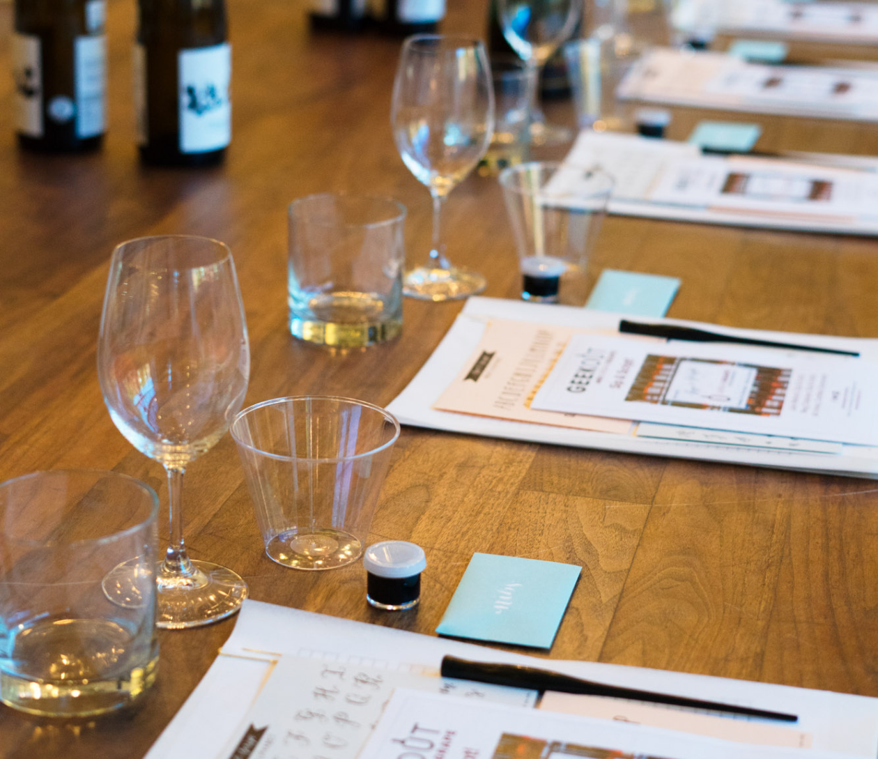 Pointed Pen Calligraphy at Molto Vino