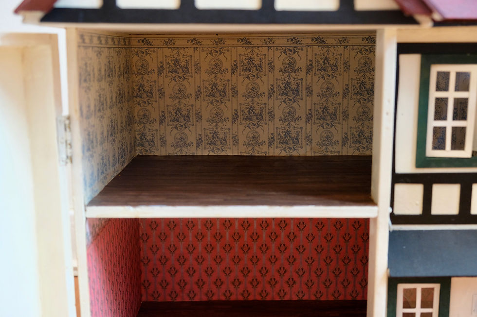 Thumbnail: Vintage Dolls House